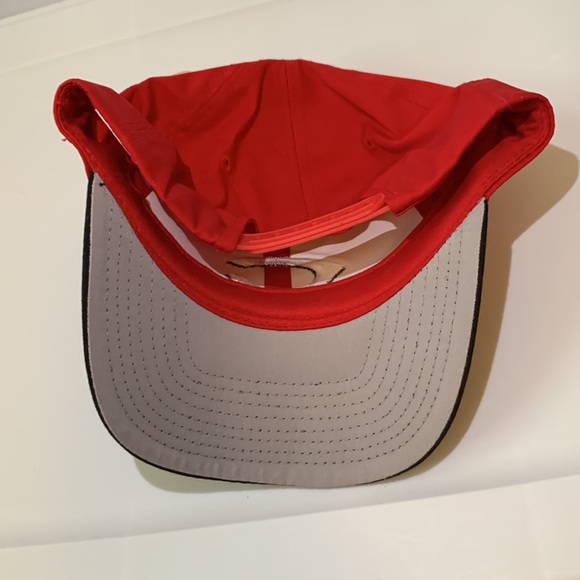 Vintage Cincinnati Reds SnapBack Hat - Picture 4 of 6